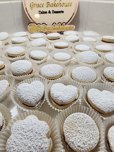 cb81d7ef-4090-4b27-8e75-823f13e2c873 1